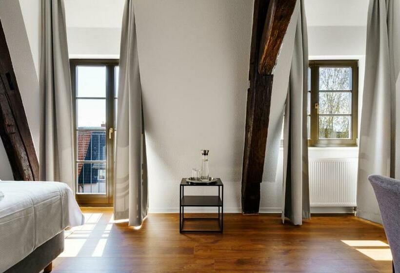 חדר סטנדרט, Waren Alte Warener Zeitung