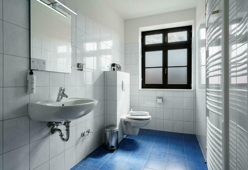 חדר סטנדרט, Waren Alte Warener Zeitung