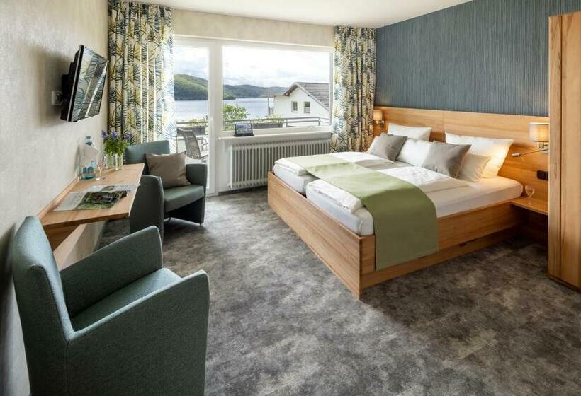 Номер Стандарт Вид на Море с Балконом, Plusnaturhotel Direkt Am Ederseeufer Waldhotel Wiesemann Und Ferienapartments