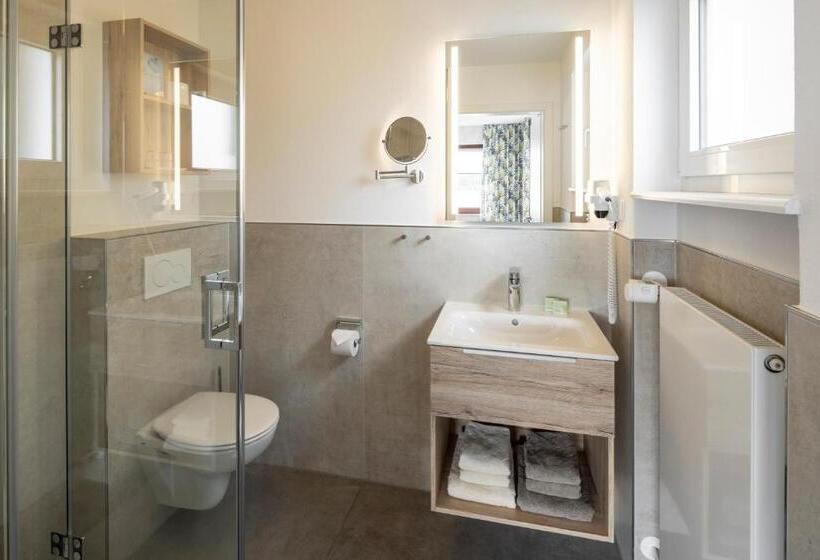 海景标准间带阳台, Plusnaturhotel Direkt Am Ederseeufer Waldhotel Wiesemann Und Ferienapartments