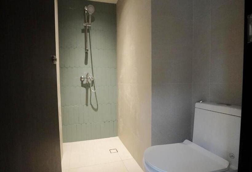 اتاق استاندارد یک نفره, Jyu Capsule