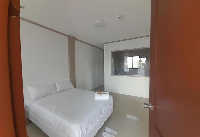 اتاق لوکس, Francisco Resort