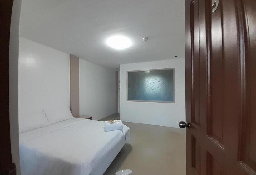 اتاق لوکس, Francisco Resort