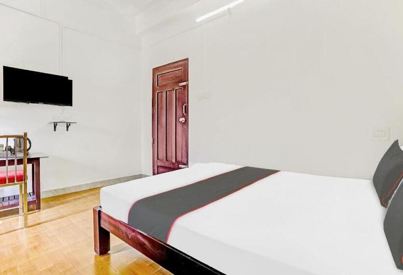 트리플 클래식 룸, Collection O Royal Tourist Home