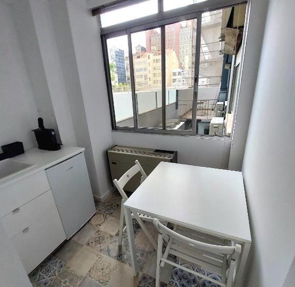 Studio Standard, Obrigado Lisboa