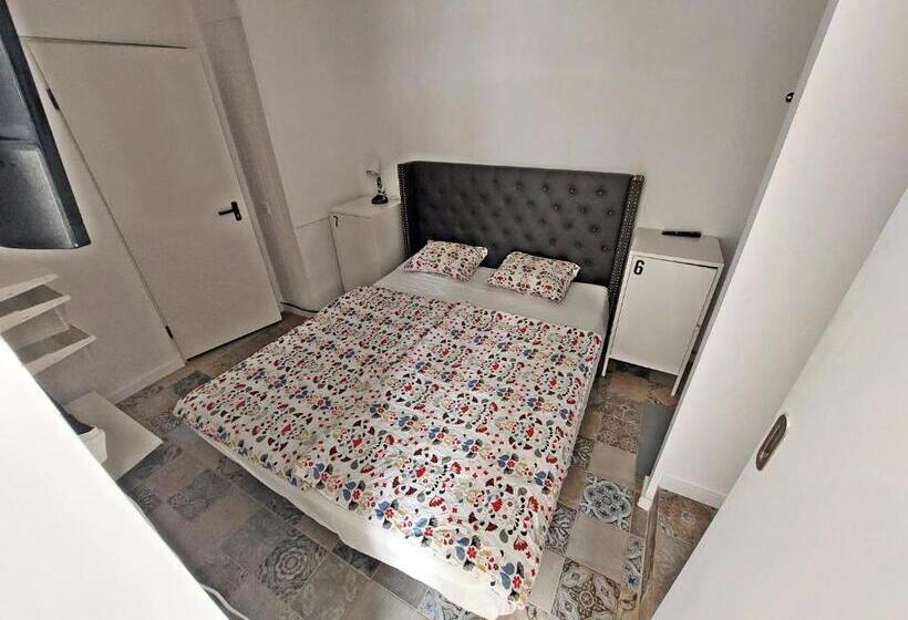 Studio Standard, Obrigado Lisboa