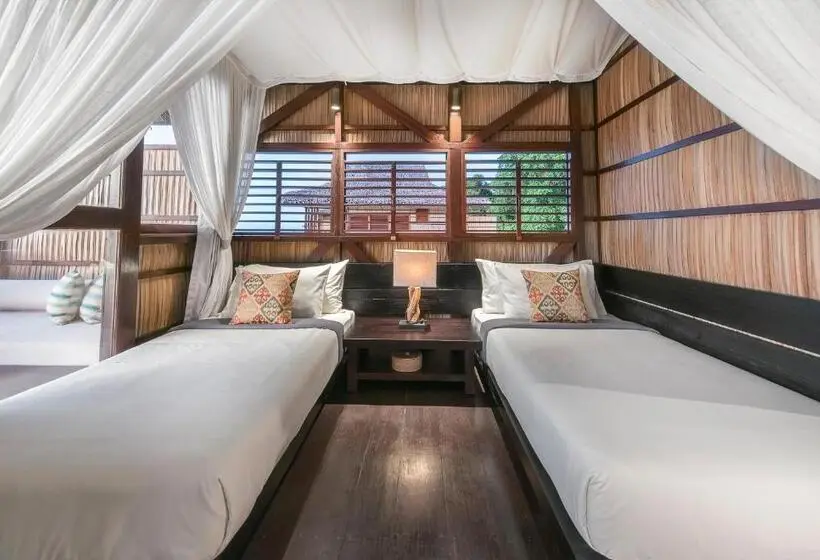 デラックスルーム, Papua Paradise Eco Resort