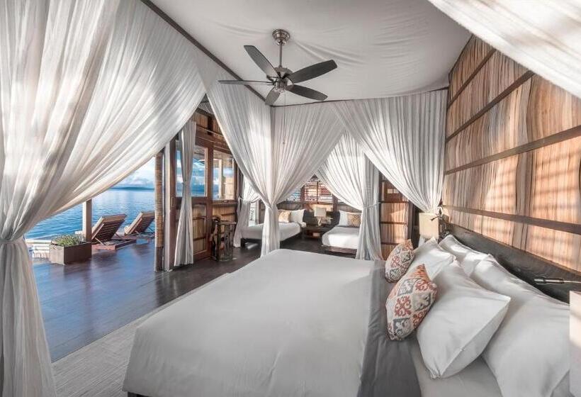 اتاق لوکس, Papua Paradise Eco Resort
