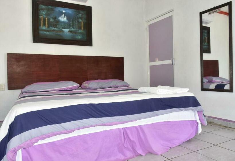 スーペリアールーム, Bacaanda