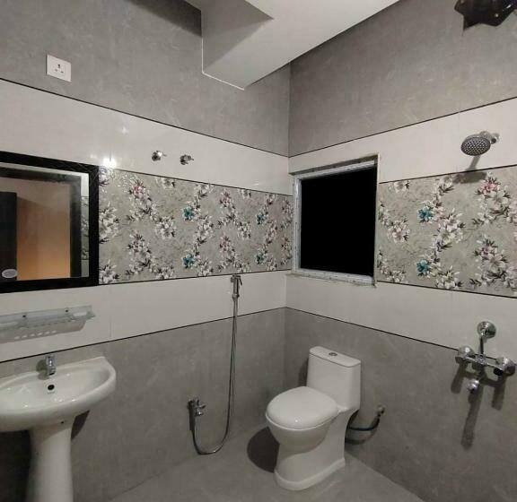 Номер Deluxe, Jd Grand Inn