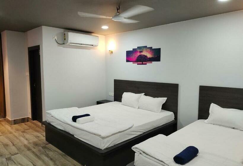 豪华三人间, Jd Grand Inn
