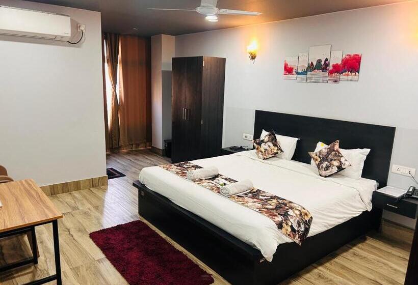 Номер Deluxe, Jd Grand Inn