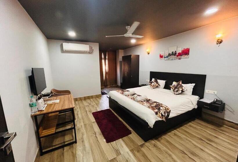 Номер Deluxe, Jd Grand Inn