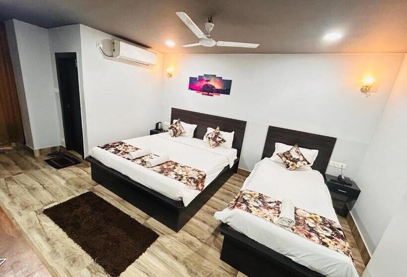 Трехместный Номер Deluxe, Jd Grand Inn