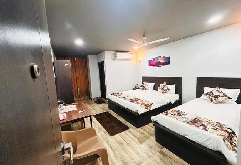 Трехместный Номер Deluxe, Jd Grand Inn