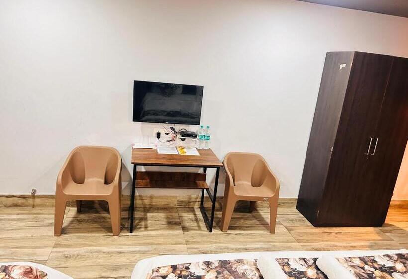 Трехместный Номер Deluxe, Jd Grand Inn