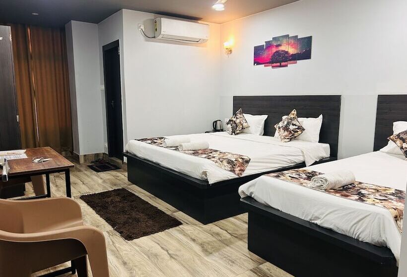 Трехместный Номер Deluxe, Jd Grand Inn