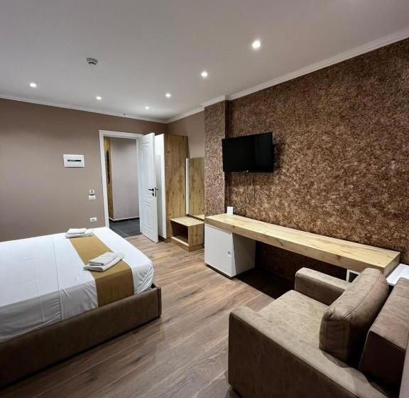 חדר סטנדרט עם מרפסת, Lider