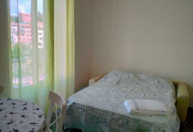 Pokój Czteroosobowy Standard, Affittacamere Da Maria Teresa