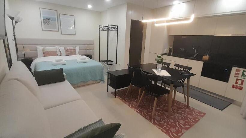 إستديو عائلى, Sargaço Suíte Pool And Beach