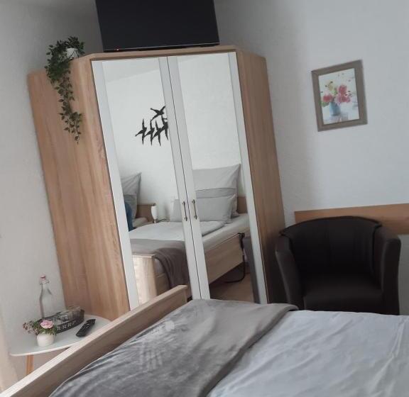 Номер Стандарт, Kurpension Meßmer