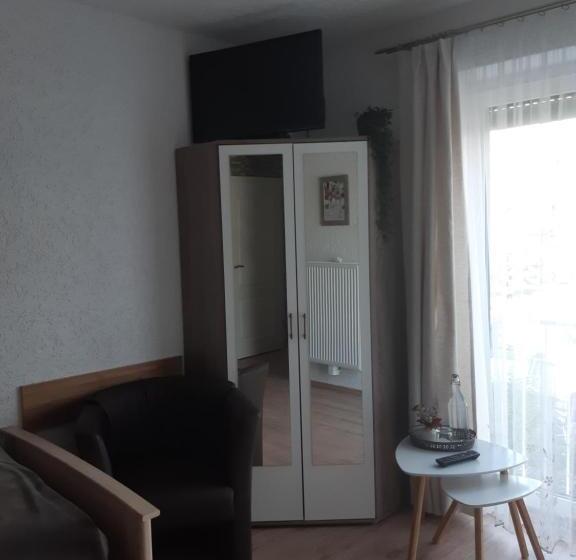 Номер Стандарт Индивидуальный, Kurpension Meßmer