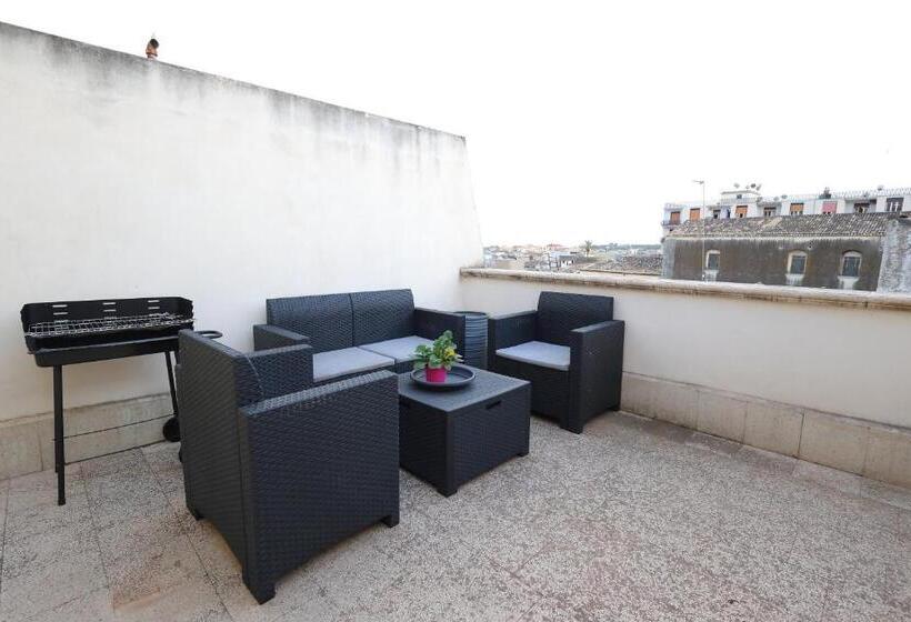 テラス付き1ベッドルームアパートメント, Dal Commediante Apartment And Room