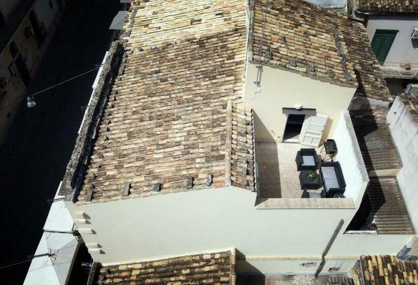 テラス付き1ベッドルームアパートメント, Dal Commediante Apartment And Room