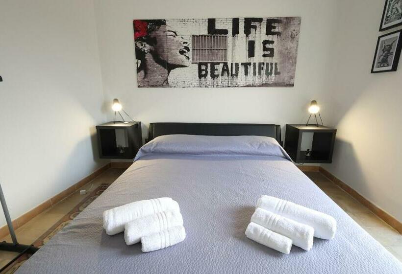 テラス付き1ベッドルームアパートメント, Dal Commediante Apartment And Room