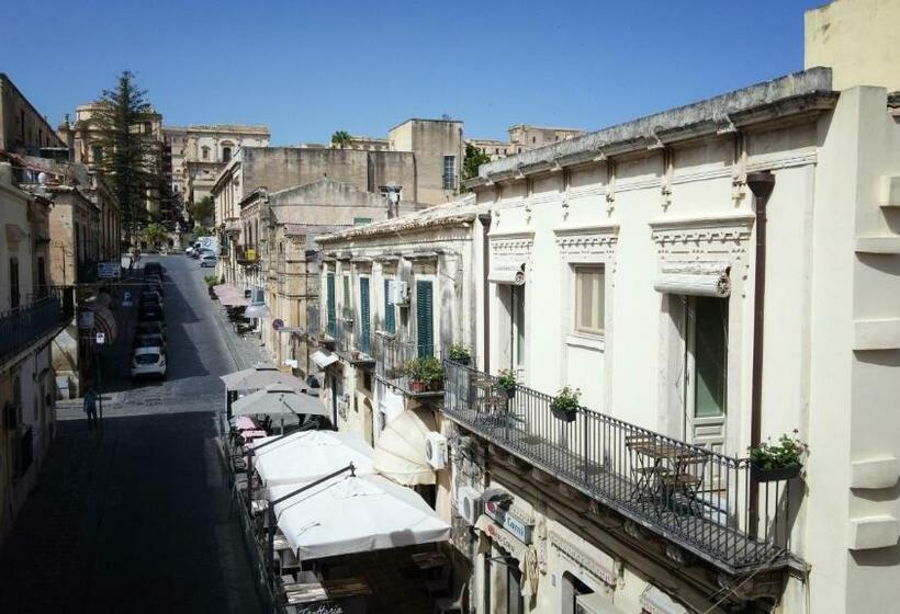 テラス付き1ベッドルームアパートメント, Dal Commediante Apartment And Room