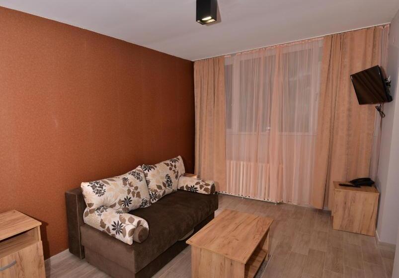 آپارتمان 1 خوابه, Timok