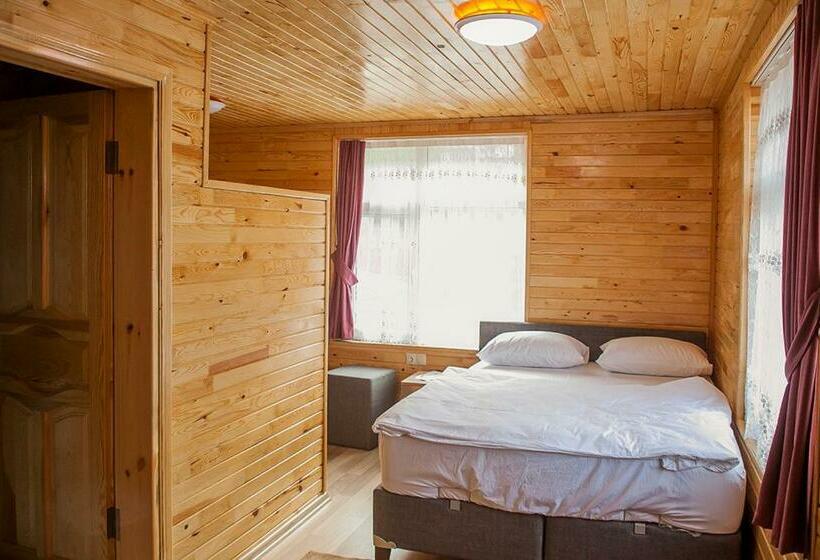 חדר סטנדרט לשלושה, Hamsi̇köy Cennet Bahçesi̇ Otel & Restaurant