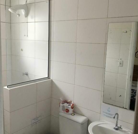 חדר סופריור לשלושה, Big