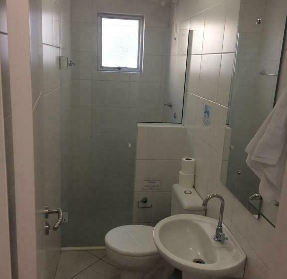 חדר סופריור לשלושה, Big