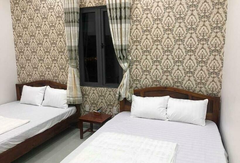 Deluxe 4 Pers. Værelse, Khách Sạn Bảy Tâm Khách Sạn Gần Dinh Thầy Thím Biển Lagi