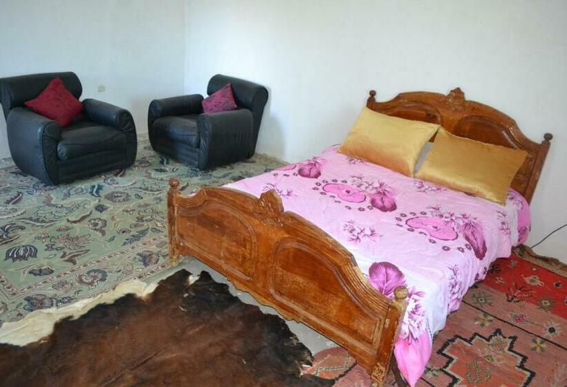 Номер Стандарт Вид на Сад, Gite D Etape Sidi Flah