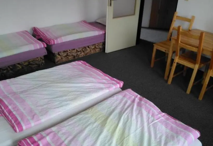 スタンダード４人部屋, Penzion Nová Ves