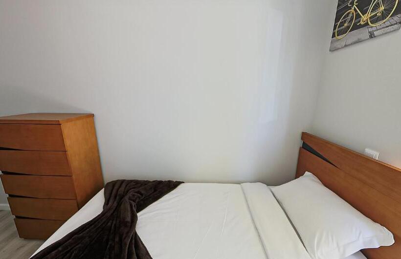 غرفة قياسية مزوَّدة بشُرفة, We Are Hostel