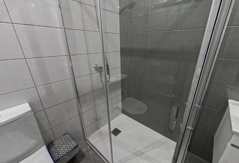 غرفة قياسية رباعية, We Are Hostel