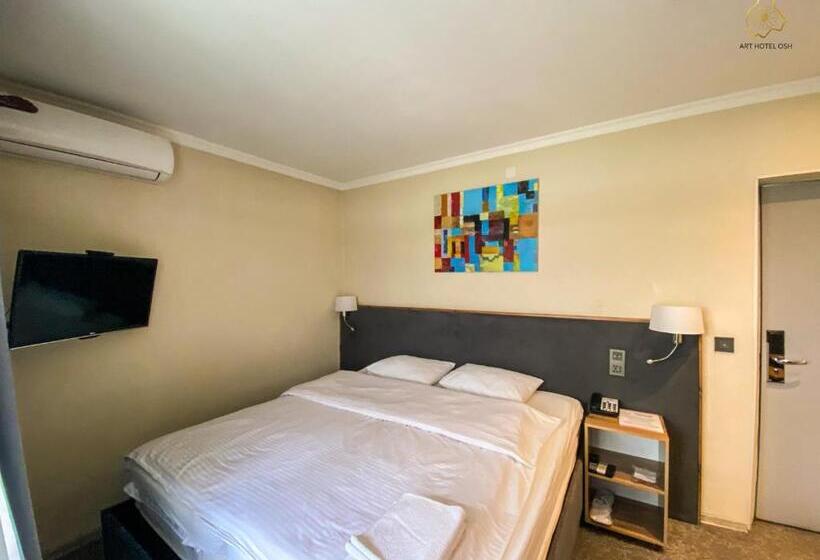 اتاق لوکس یک تخته, Art Osh