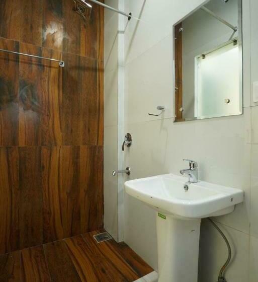 스탠다드 룸, Star Inn