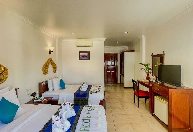 בקתה עם נוף לבריכה, Villa Indochine D Angkor