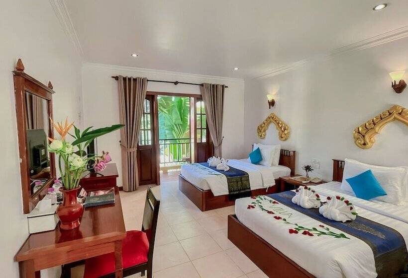 בקתה עם נוף לבריכה, Villa Indochine D Angkor