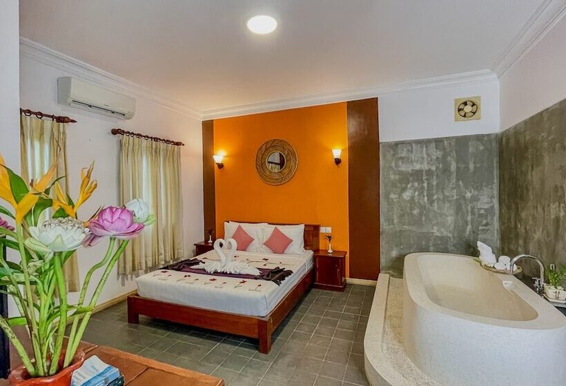 חדר משפחתי מקשר, Villa Indochine D Angkor