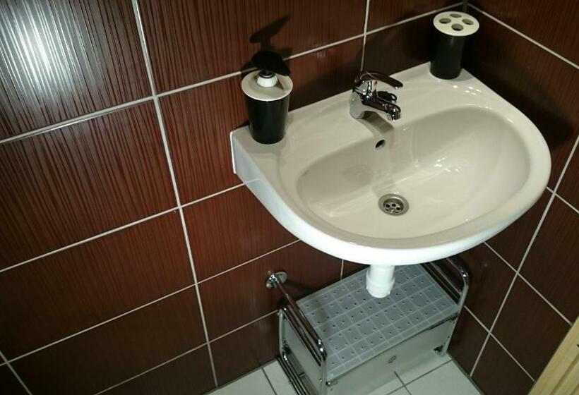 استودیوی استاندارد, New Beachapartman