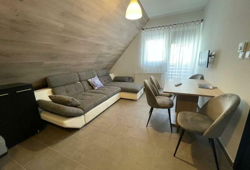 آپارتمان 2 خوابه, New Beachapartman