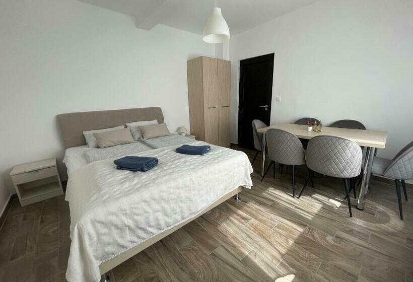 آپارتمان 2 خوابه, New Beachapartman