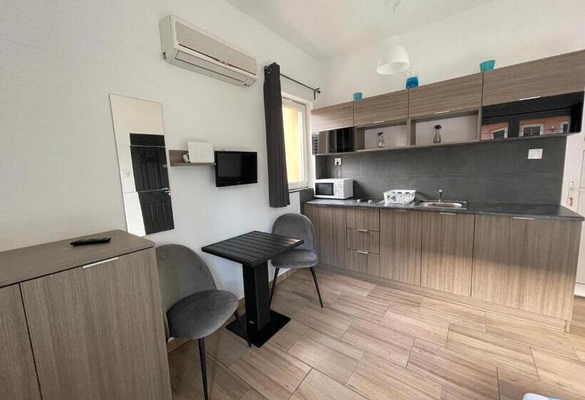 استودیوی استاندارد, New Beachapartman