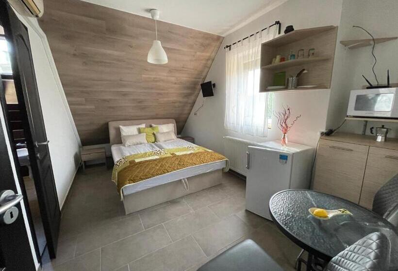 اتاق عادی, New Beachapartman