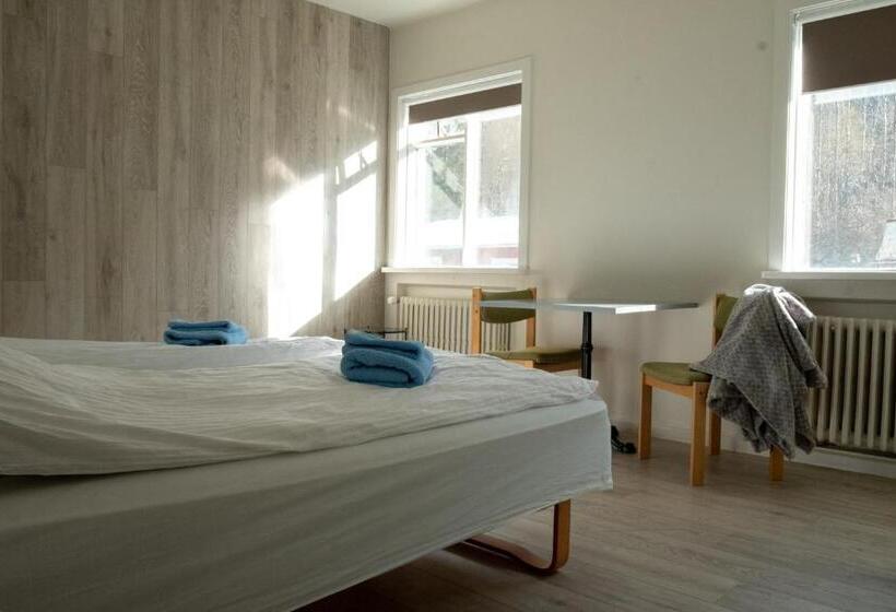 اتاق استاندارد سه تخته با سرویس بهداشتی مشترک, The Guesthouse By The Fjord